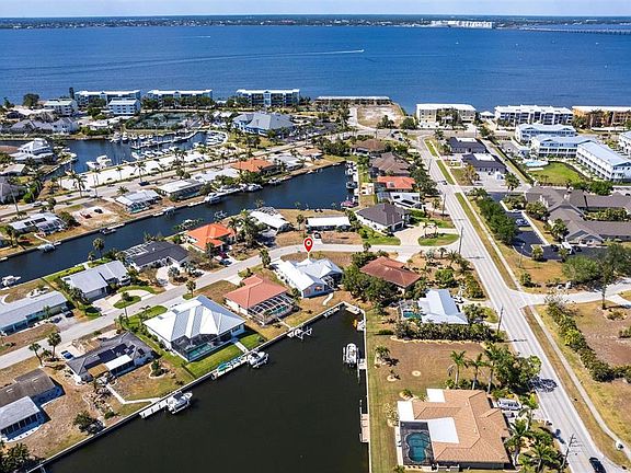 3rd image of 1711 Boca Raton Ct