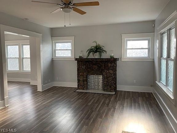 4th image of 1059 Hamilton Ave