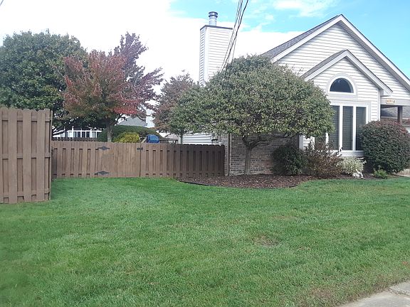 3rd image of 6984 Chirrewa St