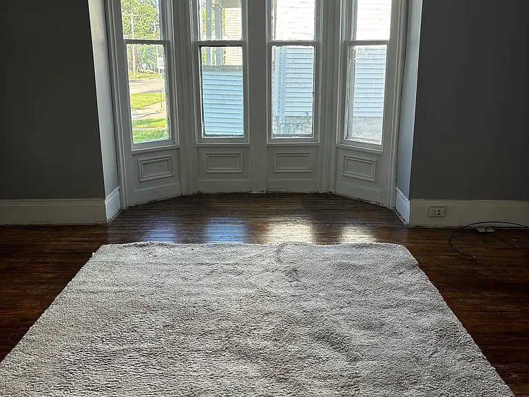 307 E Superior St — Photo 9