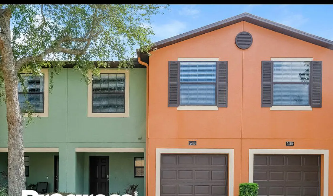 3 bed, 2.5 bath, 1558 sqft, $2,000 — Photo 1