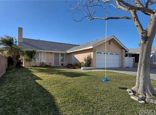 27643 Cherry Creek Dr, Santa Clarita, CA 91354