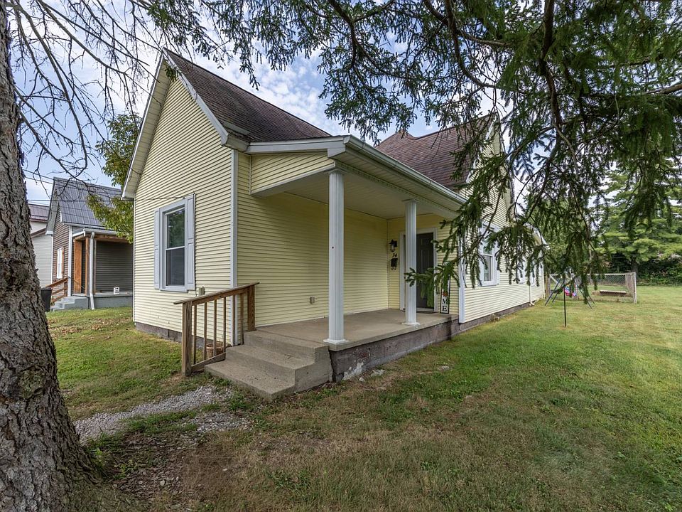 1st image of 74 Tropic St