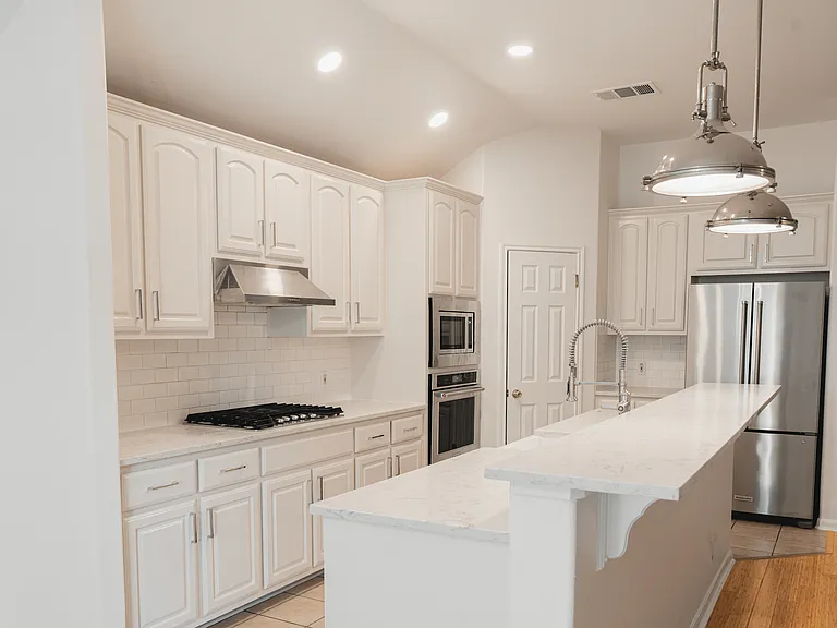 6313 York Bridge Cir — Photo 12