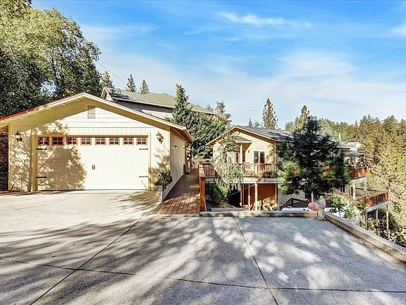 2nd image of 16418 Patricia Way