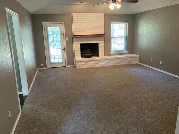 5th image of 5707 Sagebrush Trl