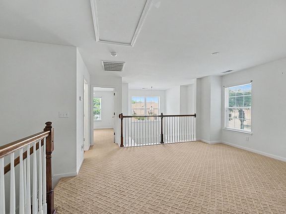 3rd image of 9088 Maple Grove Dr