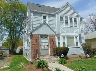 34 Earl St, Waterbury, CT 06710