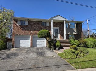 415 Yale Avenue, Woodmere, NY 11598