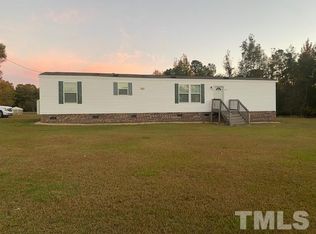 101 McLamb Rd, Dunn, NC 28334