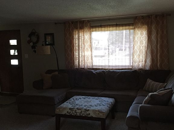 5th image of 623 N 10th St