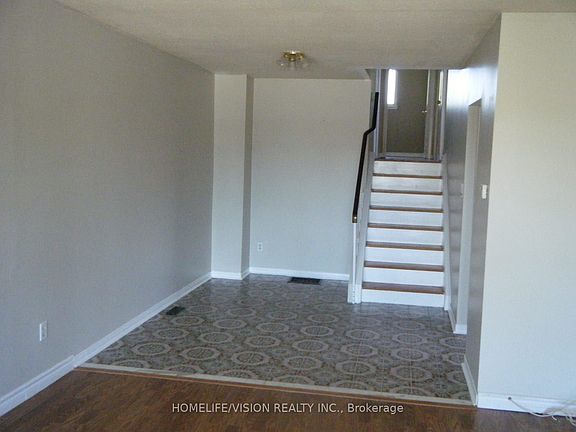 5th image of 3766 Darla Dr E