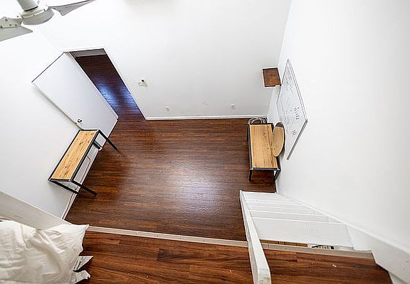 3rd image of 140 E 2nd St #2