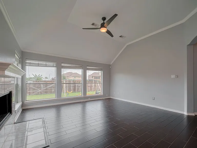 311 N Esplanade Ln — Photo 15