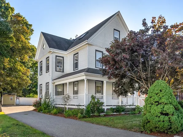 29 W Milton St, Hyde Park, MA 02136