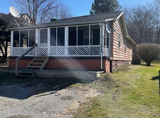509 Washington St, Seward, PA 15954