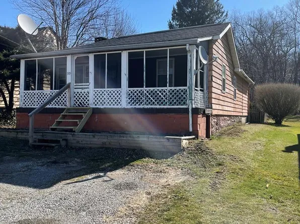 509 Washington St, Seward, PA 15954