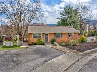 2232 Irish Cir, Salem, VA 24153