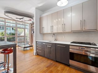 90 N 5th St APT 2A, Brooklyn, NY 11249