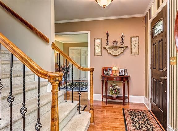 4th image of 5300 Apple Blossom Ct