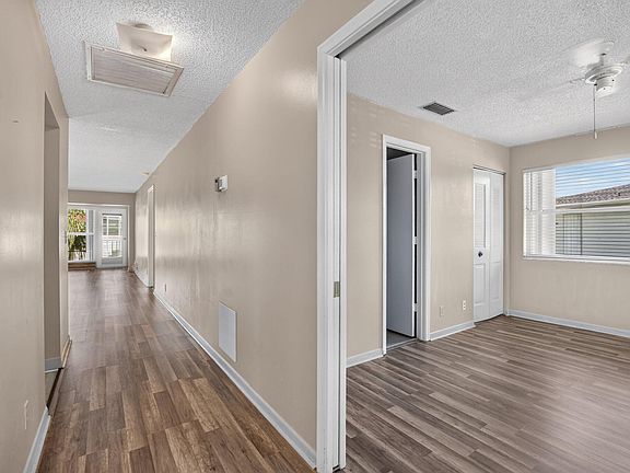 3rd image of 2901 SW 15TH Street #204