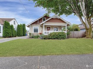 1320 W Pioneer, Puyallup, WA 98371