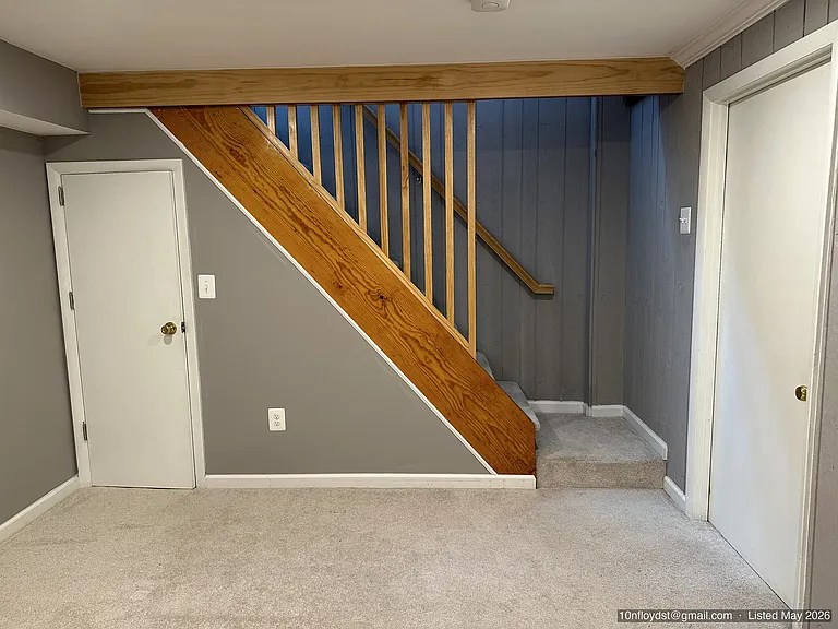10 N Floyd St — Photo 30