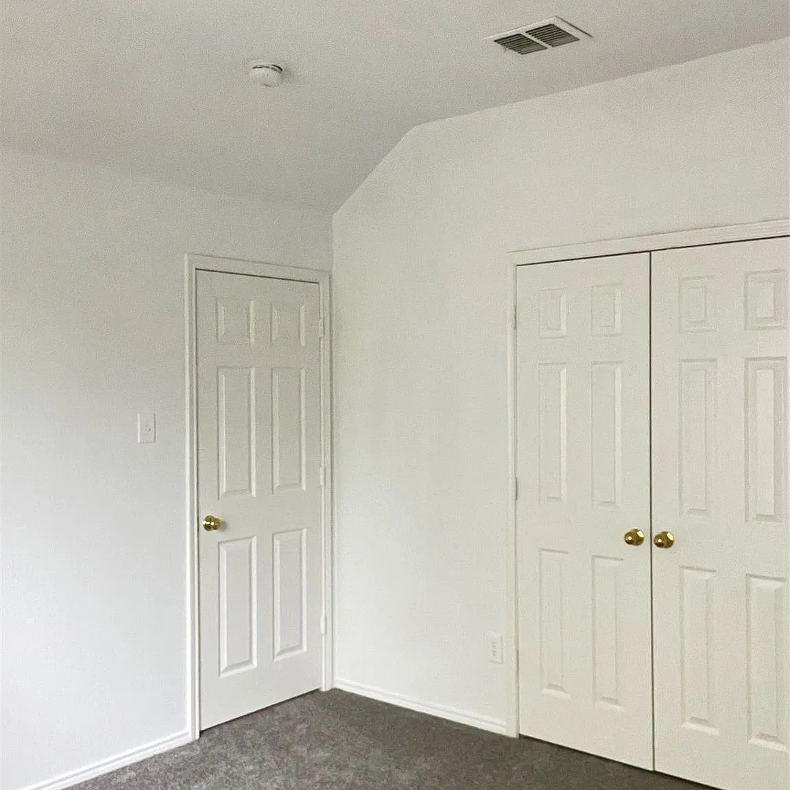 4 bed, 2541 sqft, $2,545 — Photo 3