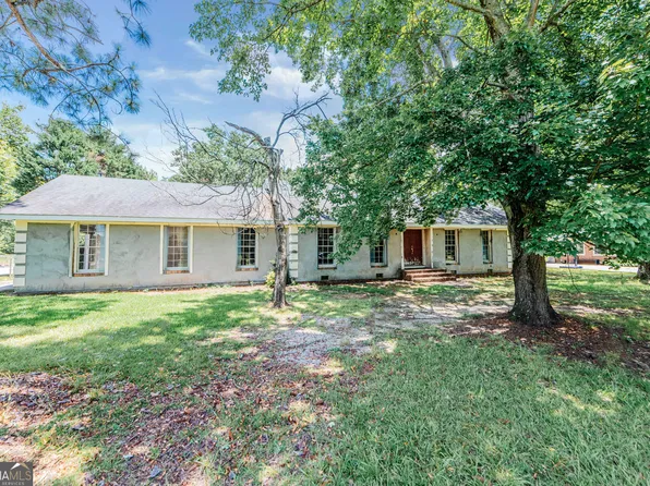 618 Westview Dr, Fort Valley, GA 31030