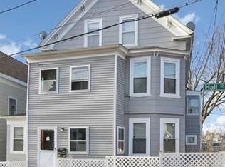 42 Hall St, Haverhill, MA 01832