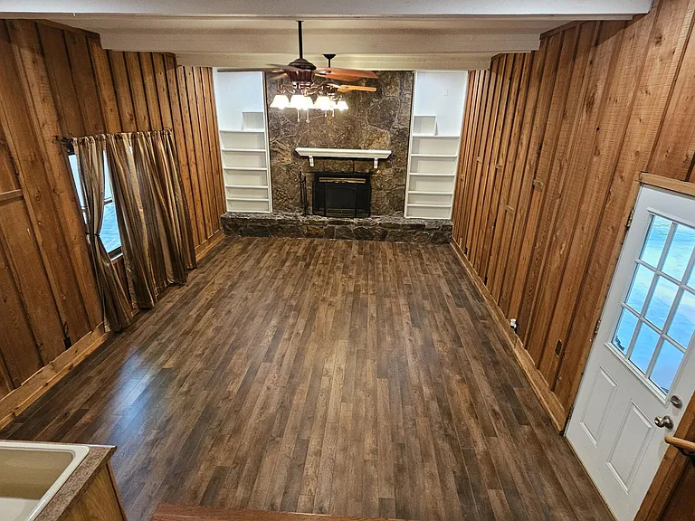 6107 Lottie Ln — Photo 14