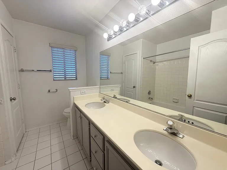 1778 Blue Ribbon Dr — Photo 14