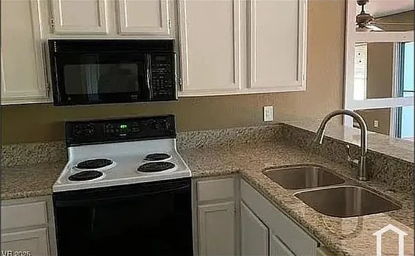 6250 W Flamingo Rd #153 — Photo 5