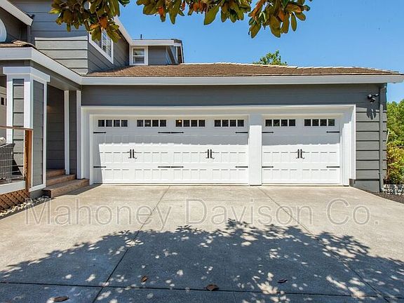 2nd image of 557 Almanor St