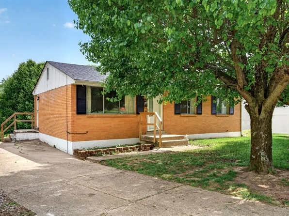 96 Chickasaw Dr, Hamilton, OH 45013