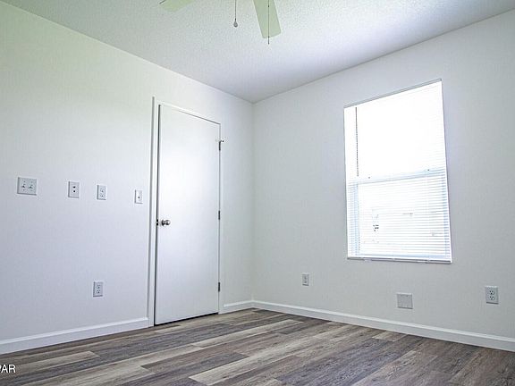 4th image of 1218 Louisiana Ave