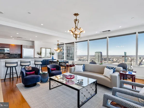 50 S 16th St Unit 4305, Philadelphia, PA 19102