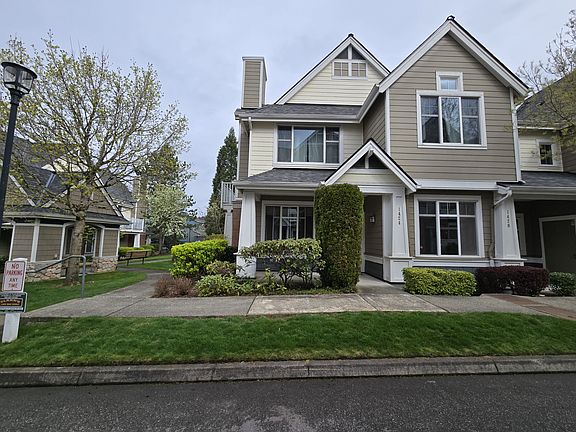 2nd image of 1424 Huckleberry Cir