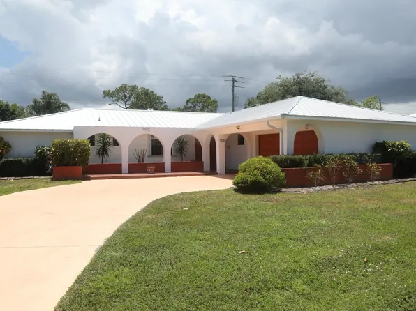 1436 SE Sunshine Avenue, Port St Lucie, FL 34952
