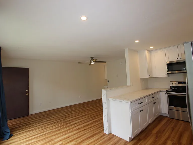 3532 Meade Ave #2 — Photo 6