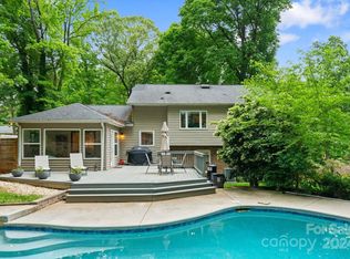 4810 Coronado Dr, Charlotte, NC 28212