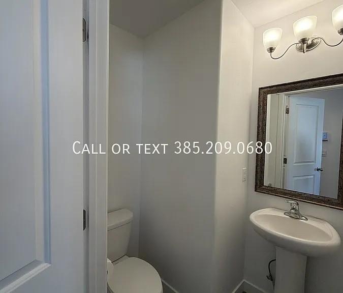 953 W Fox Run Ave — Photo 10