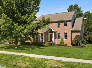 3276 Shorewood Ave, Fort Gratiot, MI 48059