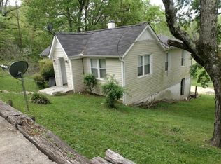 105 E 9th Ave, Lenoir City, TN 37771