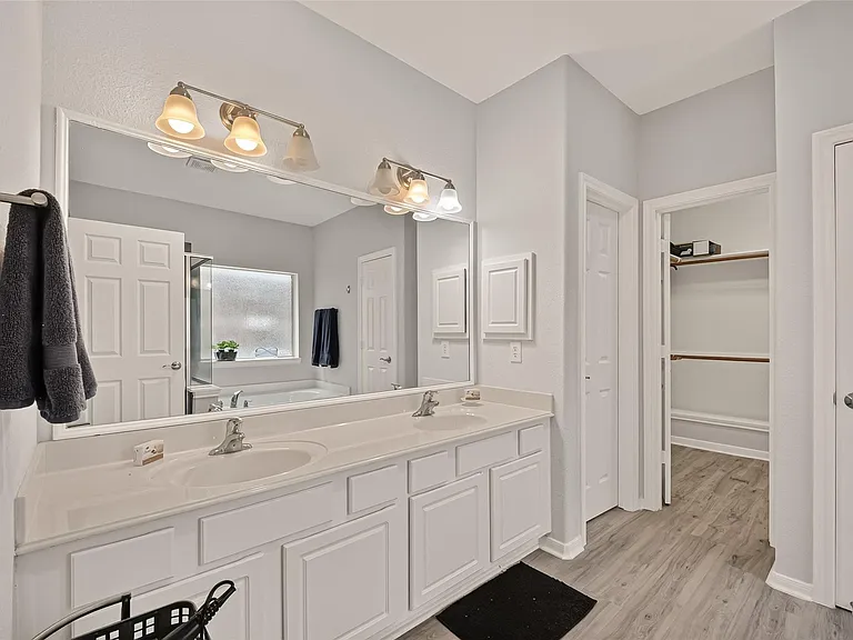 14 Sprite Woods Pl — Photo 27