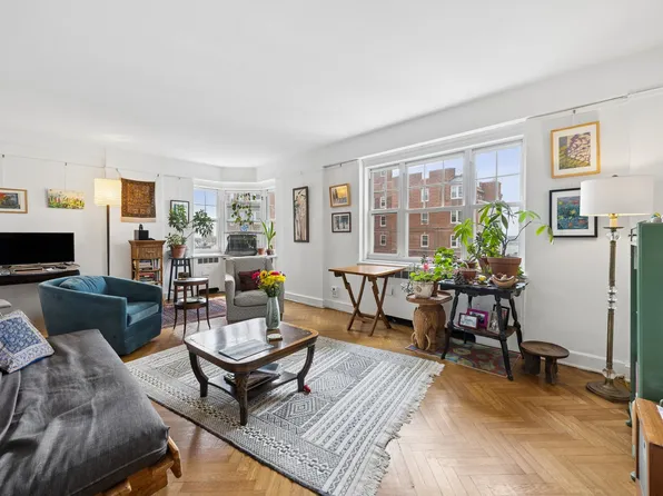 140 Cabrini Boulevard image 1 of 6