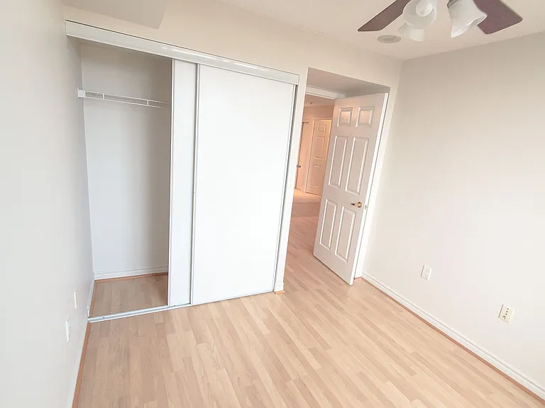 55 Strathaven Dr #1202 — Photo 8