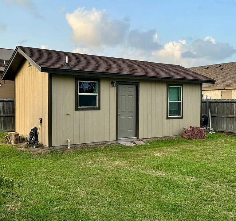 1st image of 33679 Holly Ln #B