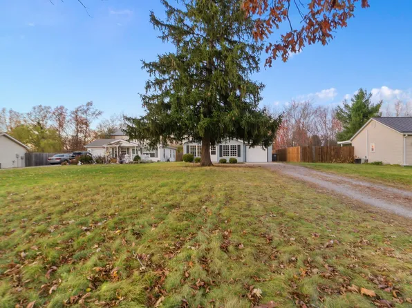 4915 Charlotte Ave, Fort Wayne, IN 46815