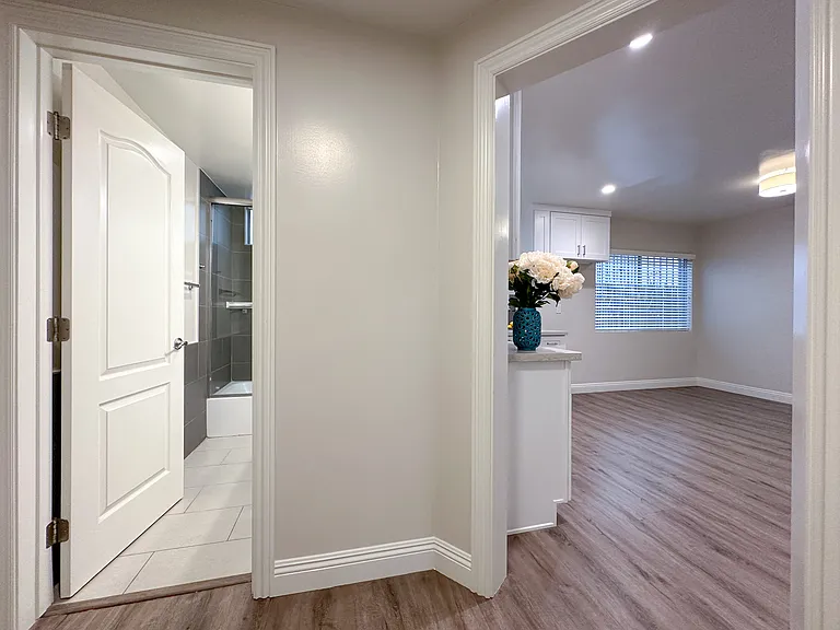 925 Edith Ave #B — Photo 10